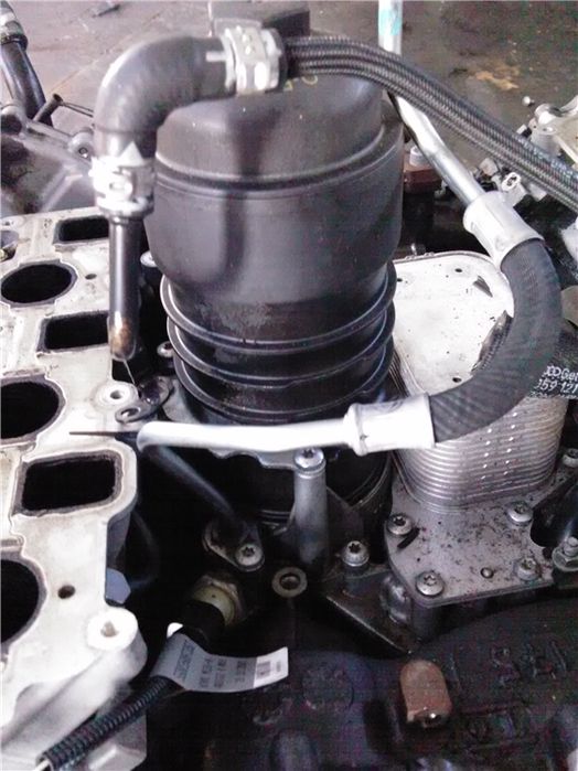 Carcasa filtru ulei audi a5 3.0 tdi quattro an fabr 2011