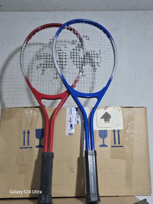 Продавам Тенис Ракети