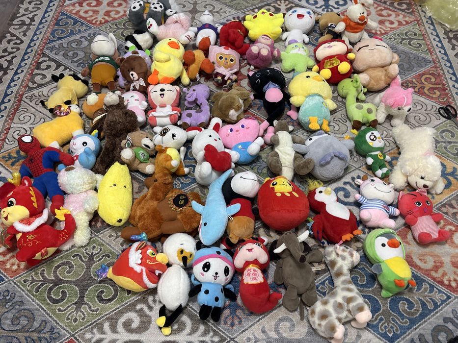 Мягкие игрушки новые по 1000 тг за штуку для детей