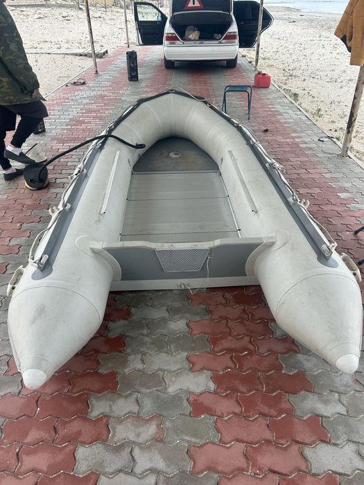 Прода. Лодку с мотором хорошом сотояние