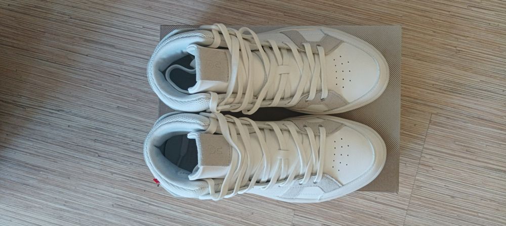 НОВИ Маркови дамски кецове ON, The Roger Clubhouse Mid, 40