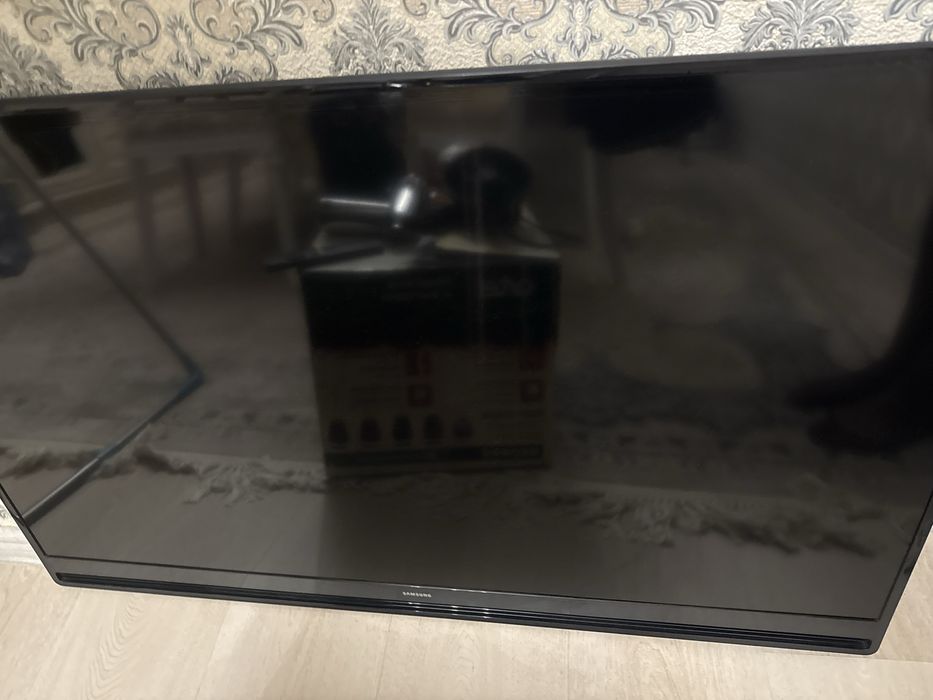Телевизор SAMSUNG 40 дюйм