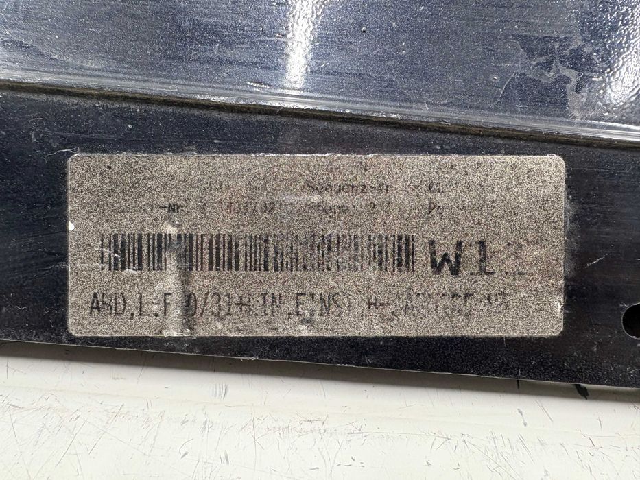 Ляв праг БМВ Ф30 Ф31 F30 F31 Десен праг БМВ Ф30 Ф31 F30 F31 Различни