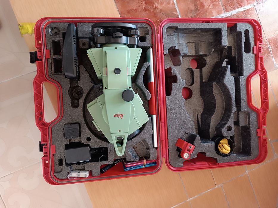 Продам Leica tcr r 100