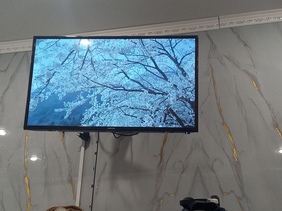 Продаётся телевизор