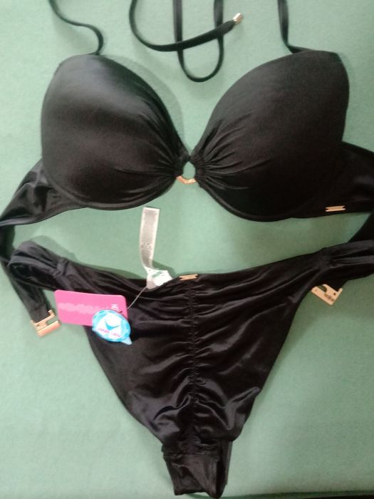 Распродажа! Купальник известного бренда Arena