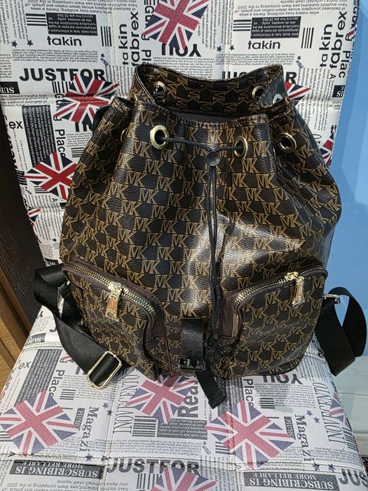 Продам  рюкзак  3500 тенге