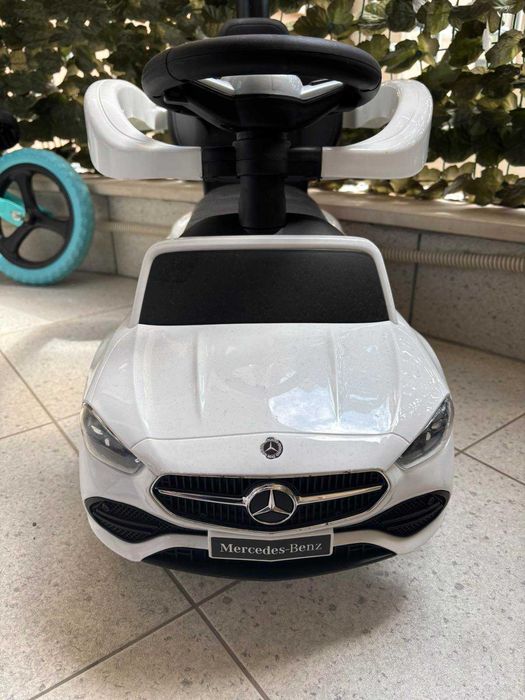 КАТО НОВА Количка за яздене и бутане (Ride-on) Мерцедес