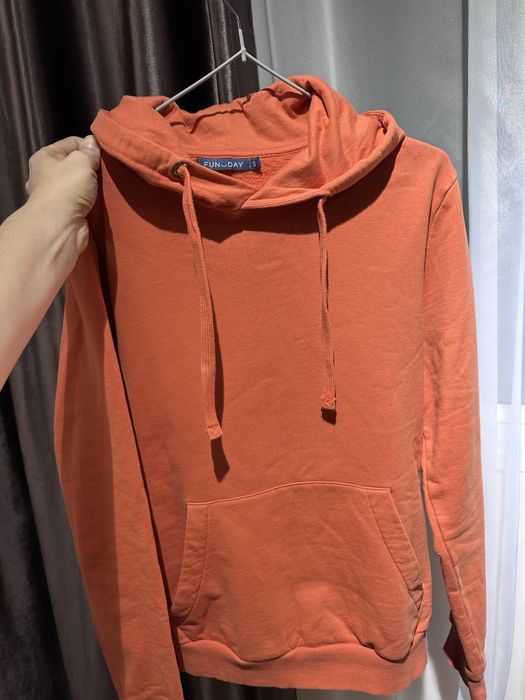 Худи женская очень хорошего качества размер S