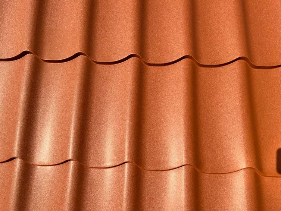 Tabla tip tigla Ral 8019 Mat 0,50 mm