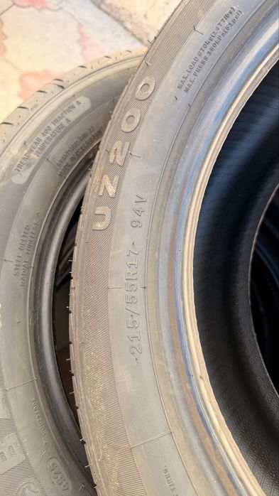 BARS  215/55/17    uz200