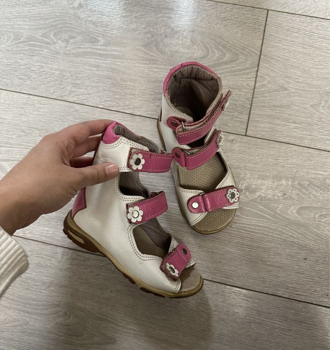 Ортопедическая обувь / Ортопедик пойабзал