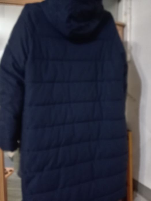 Продам пуховик 46р