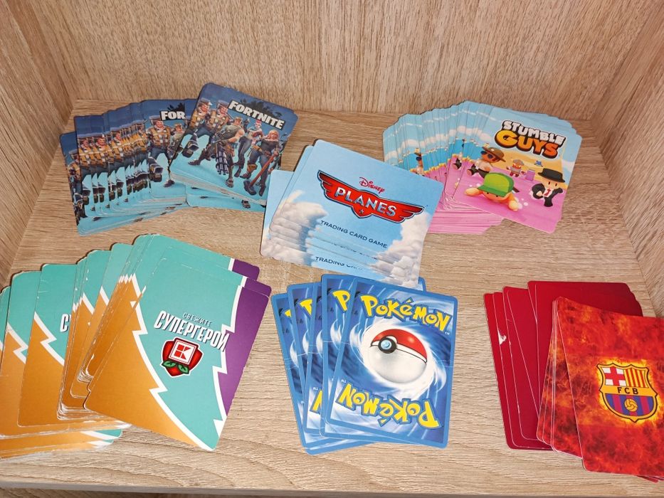 Играчки от шоколадови яйца, карти, магнити, скокльовци, Хари Потър