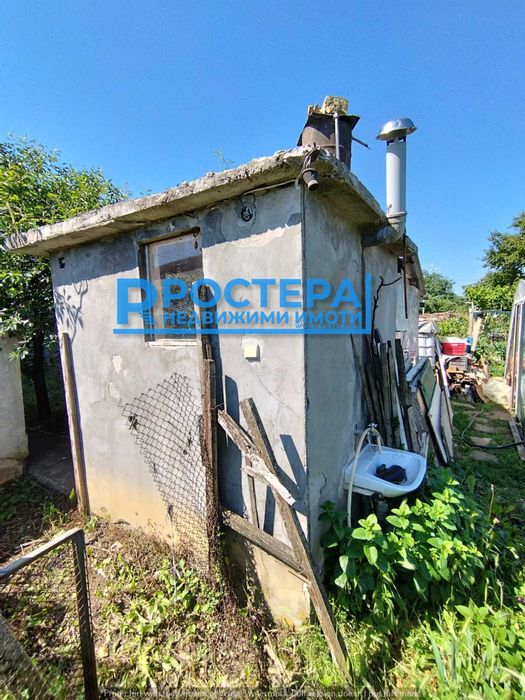 Вила с Ток, Вода, Кладенец! Местност Драката,  200м. от Главен Път