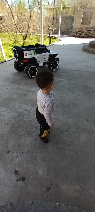 Elktro mobil detskoy