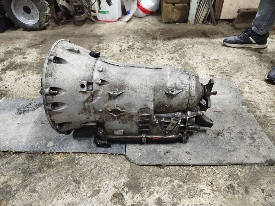 Продам коробку от Мерседеса на любую марку кузова звонить