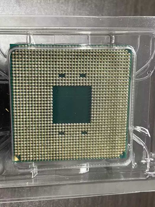 Процесор AMD RYZEN 5 3600 6-Core  (4.2 GHz Turbo) 35MB/65W/AM4/