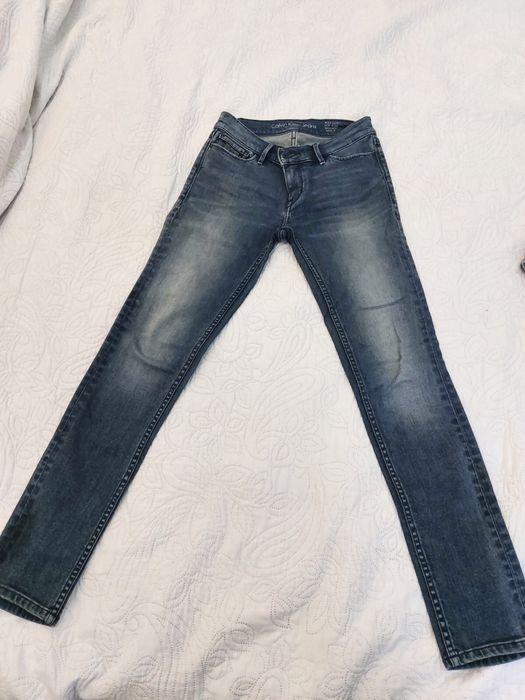 Джинсы Calvin Klein