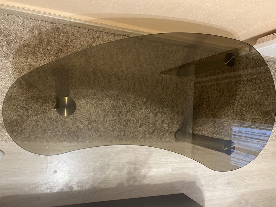 Холна маса (стъклена)