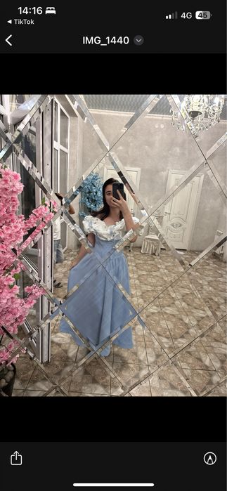 продам нежное голубое платье