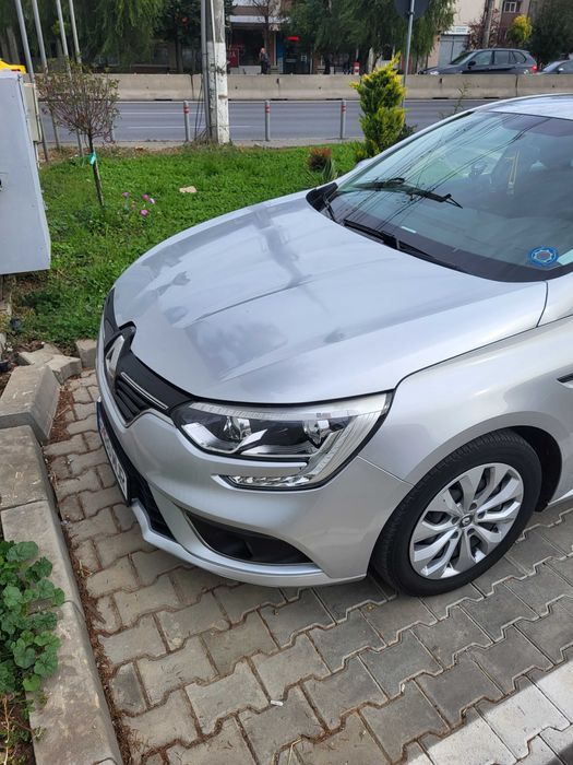 Vând Renault Megan lV hatchback