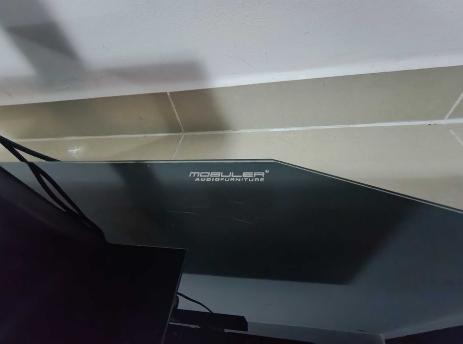 TV Stand din sticla securizata