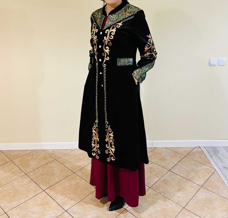 Женская одежда камзол