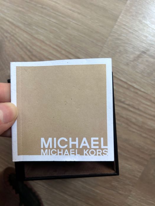 Часовник Michael Kors