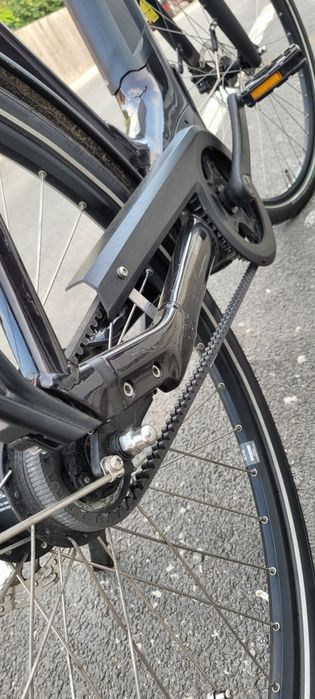 Bicicletă Electrică Premium Sparta c-Grid (Motor Central Bosch, Frâne Hidraulice) baterie powertube 500