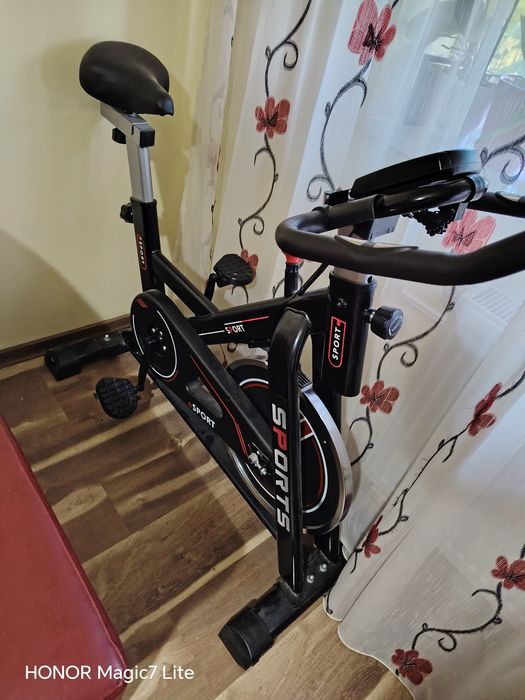 Bicicleta fitness.. Se vinde
