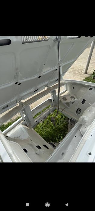 ВАЗ Кузов Сотилади 2107 или 2003