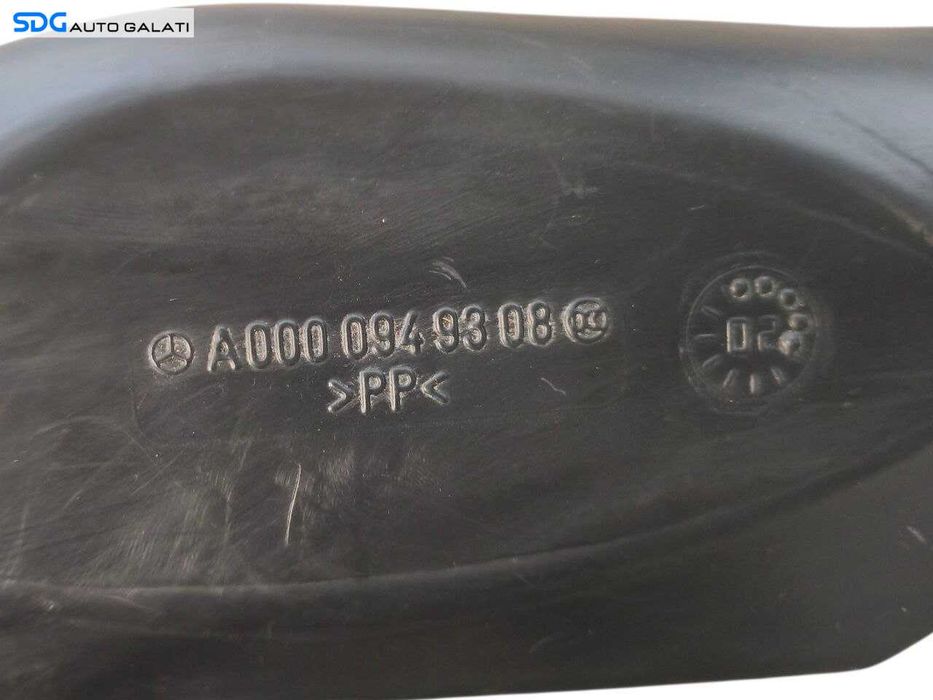 Tub admisie carcasa filtru aer Mercedes Sprinter 2.2 CDI 2000 - 2006 Euro 3 Cod A0000949308 [LR1705]
