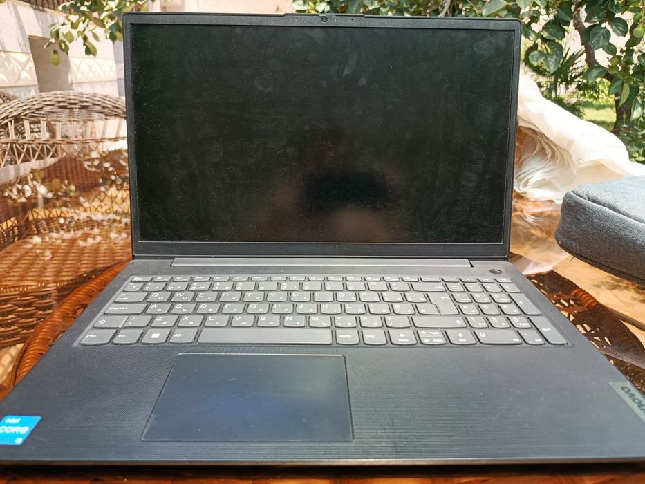 Lenevo Noutbuk Intel core i3