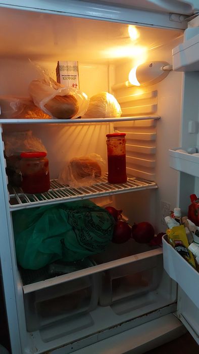 Холодильник " Indesit " продам