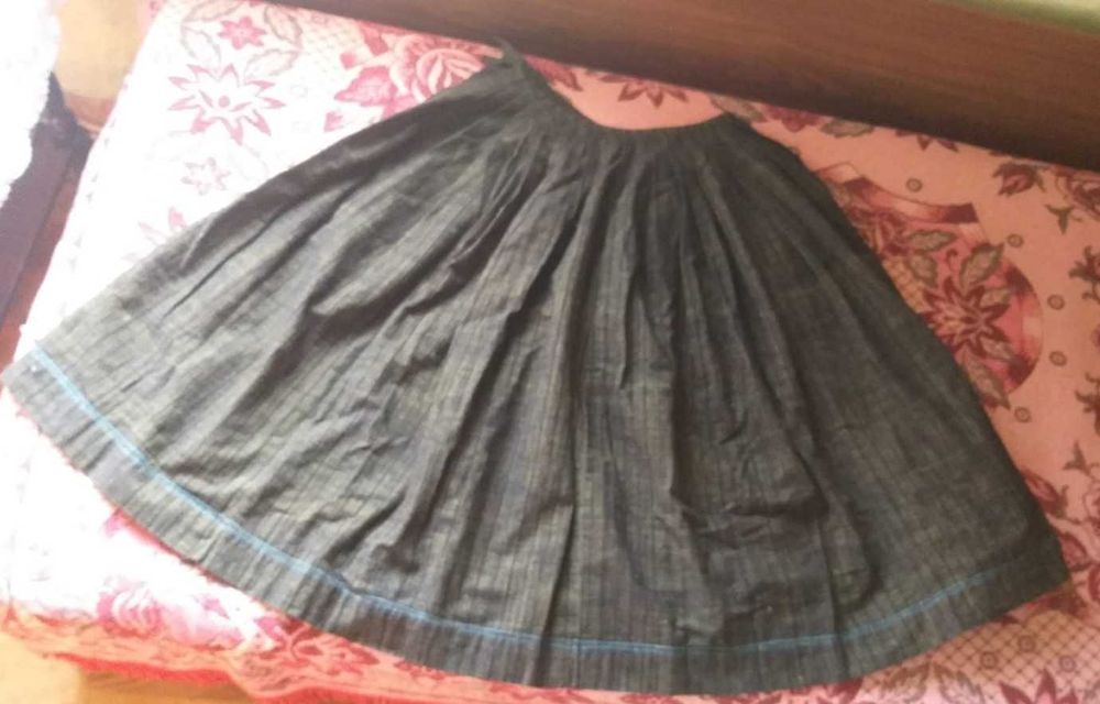 Старинна Хърцойска Кърлянка, Пищимал, Пола