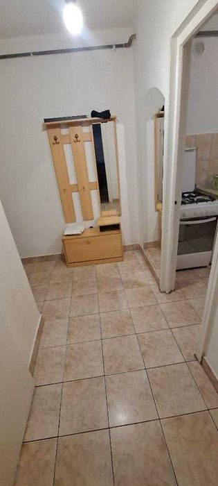 Dau in chirie apartament 2 camere in Grigorescu