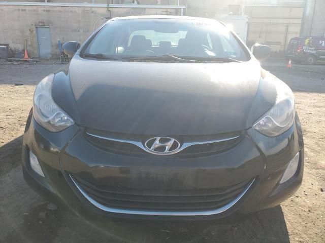 Hyundai Elantra 2013г запчасти