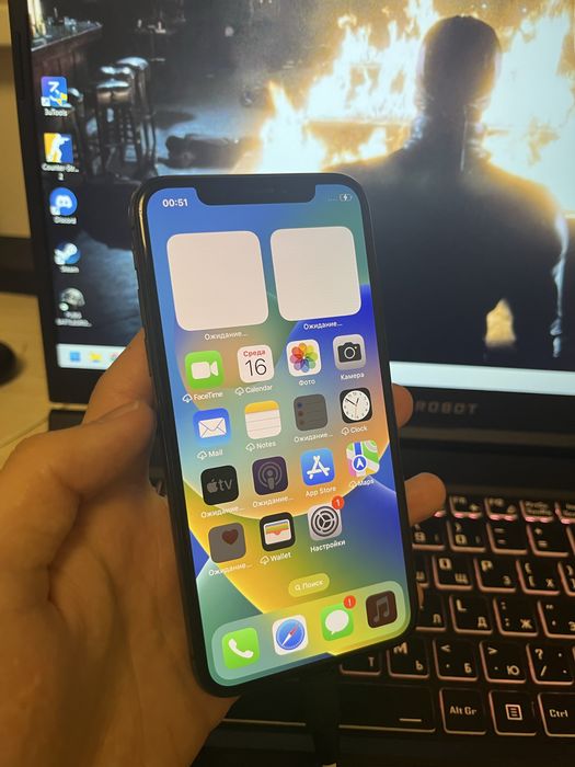Продам Iphone X на 64