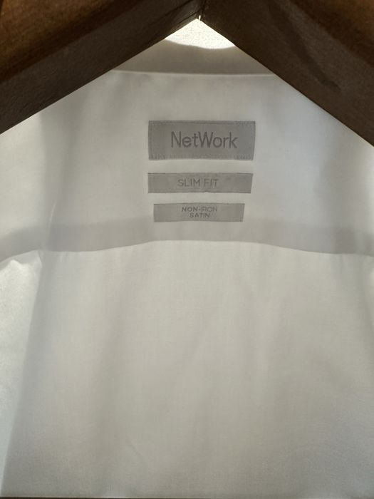Белая рубашка NetWork Slim Fit