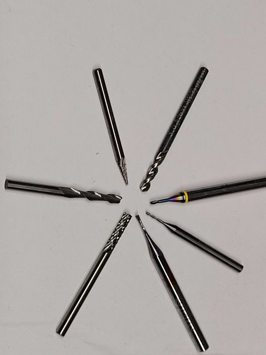 Freze pentru lucrari pe CNC