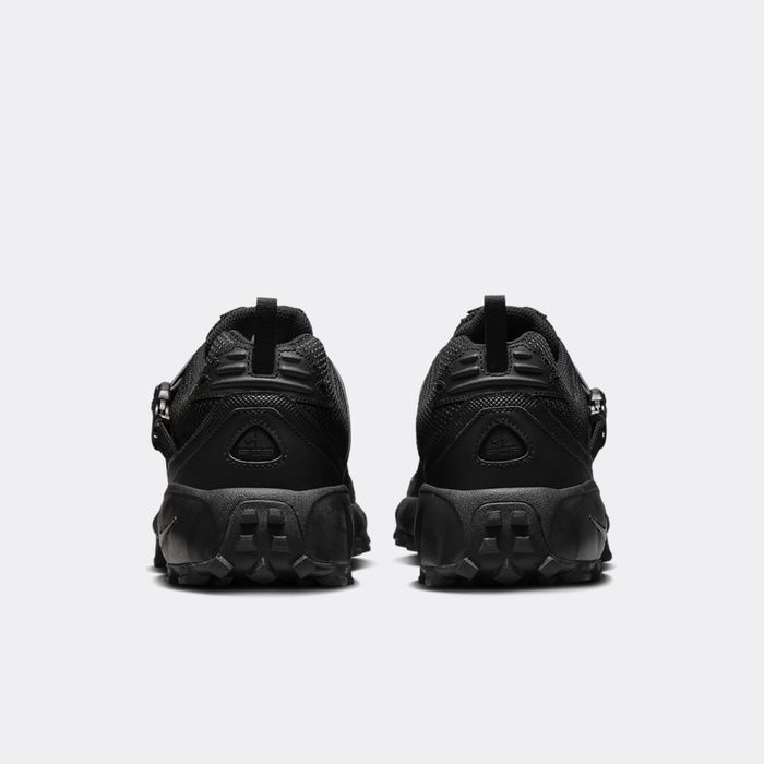 Нови мъжки маратонки Nike ACG Phassad all black
