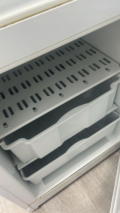 Холодильник indesit б/у