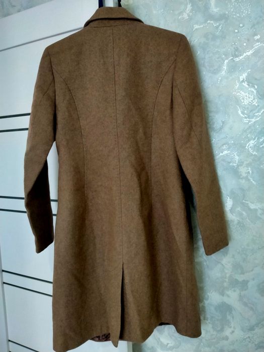 Продам пальто. Весна-осень