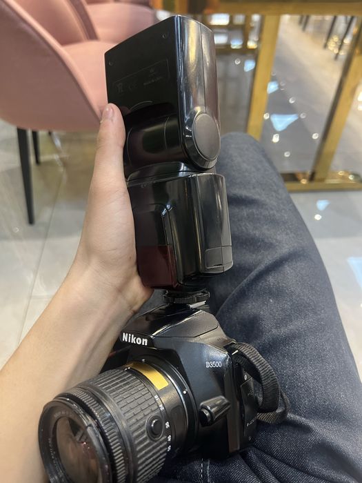 Никон 3500 срочно продаю