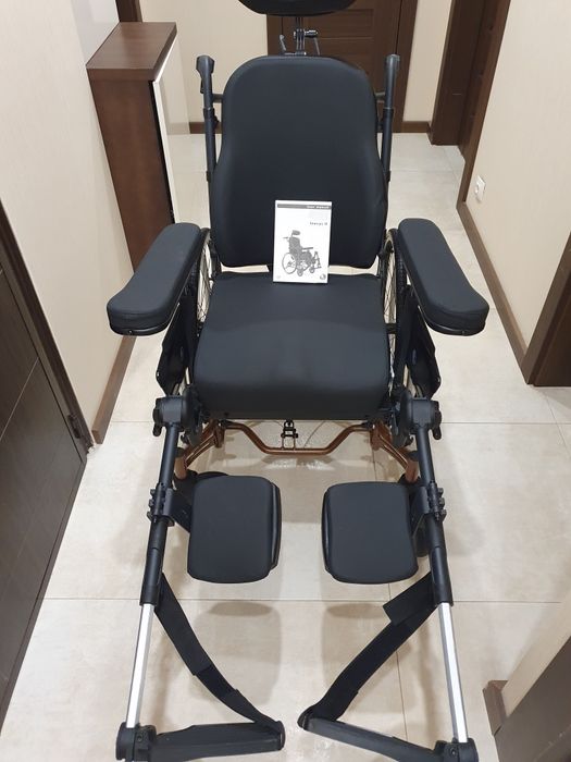 Инвалидна количка от висок клас.