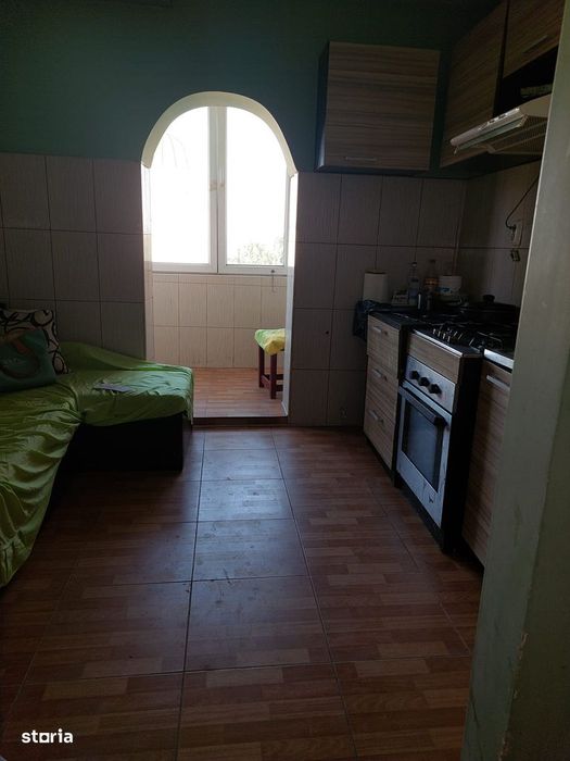 2 camere decomandate Rozelor