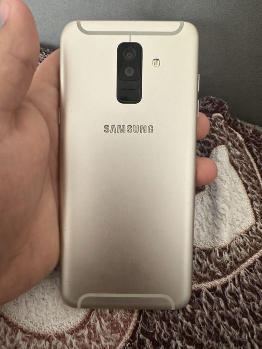 Samsung a6+ продаеться