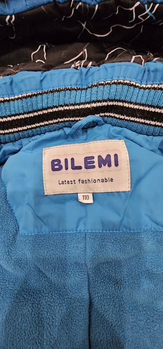 Зимний комбинезон с шапкой