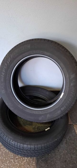2бр. 205/60/16 Michelin 6.3mm грайфер, дот 20г. --